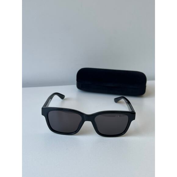 NEW Gucci GG1716S Black Unisex Classic Sunglasses - Picture 3 of 5